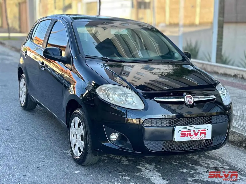 Fiat Palio Attractive 1.0 8V (Flex)