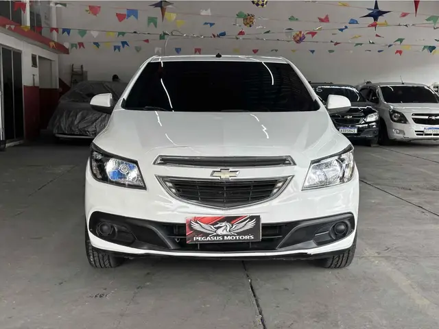 Carro Chevrolet Prisma 2015 1.4 LT SPE/4