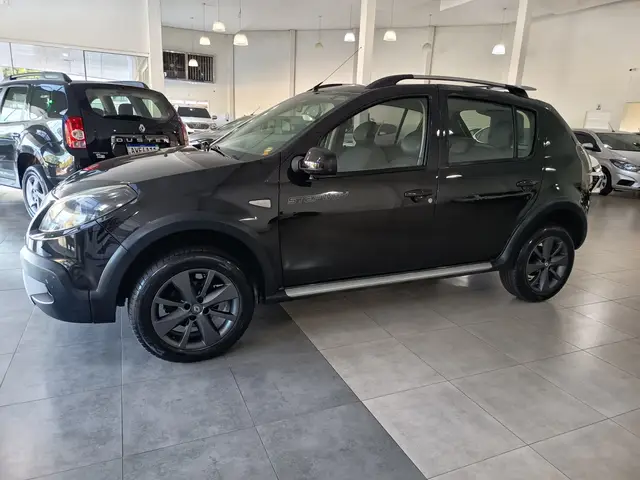 Carro Renault Sandero Stepway 2014 1.6 16V Hi-Flex (aut)