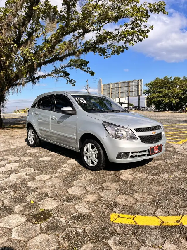 Carro Chevrolet Agile 2010 LTZ 1.4 8V (Flex)