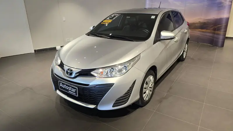 Toyota Yaris 1.3 XL Live (Flex)