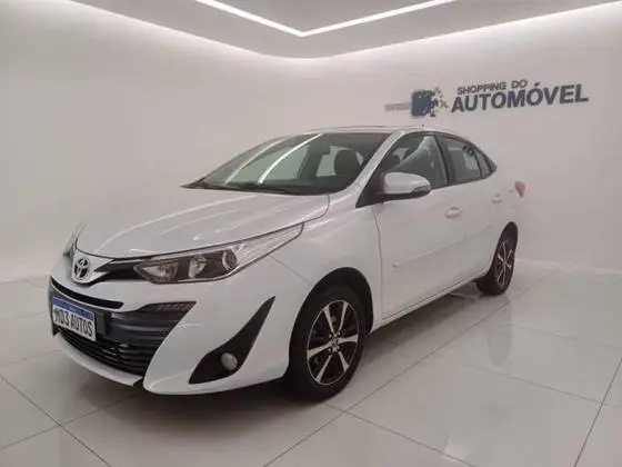 Toyota Yaris Sedan 1.5 XLS Connect CVT (Flex)