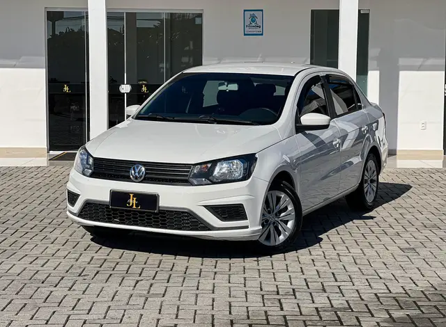 Carro Volkswagen Voyage 2022 1.6