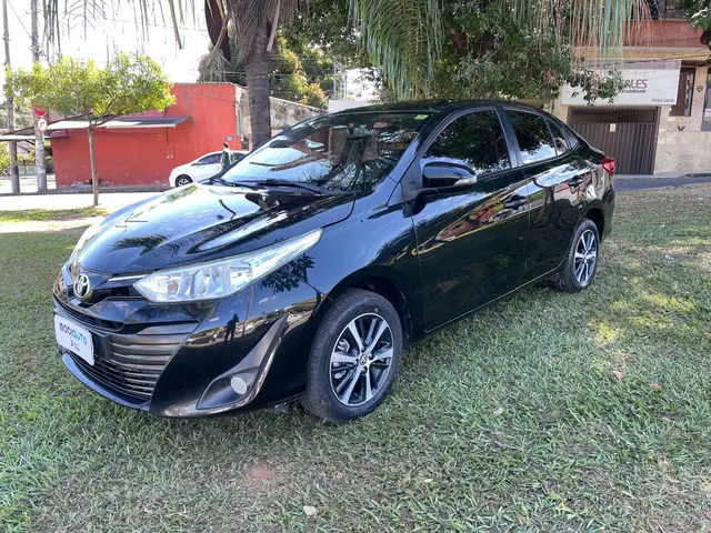 Carro Toyota Yaris Sedan 2019 1.5 XS CVT (Flex)