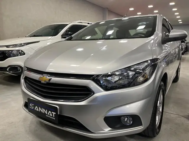 Carro Chevrolet Prisma 2019 1.4 Advantage SPE/4 (Aut)