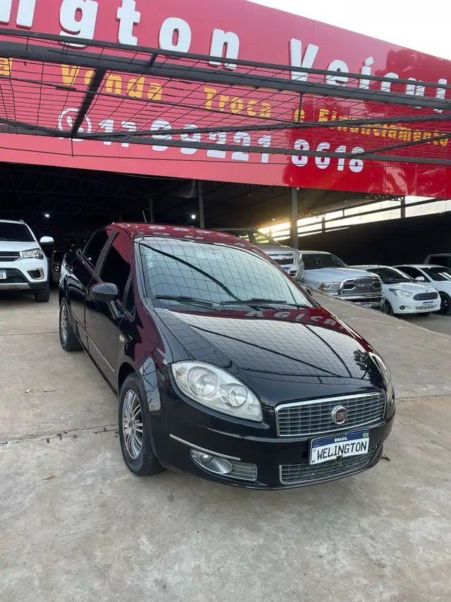 Carro Fiat Linea 2010 LX 1.9 16V (Flex)