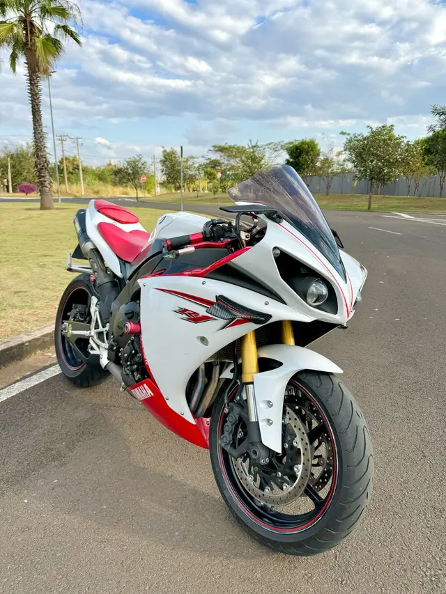 Moto Yamaha YZF R1 2009 R1