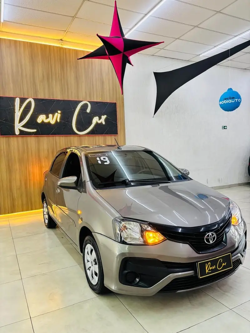 Toyota Etios X 1.3 (Flex)