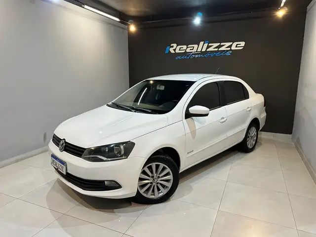 Carro Volkswagen Voyage 2014 1.6 VHT City (Flex)