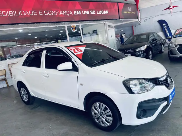 Carro Toyota Etios Sedan 2020 X 1.5 (Flex)