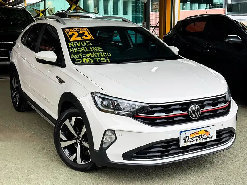 Volkswagen Nivus Highline 200 TSI
