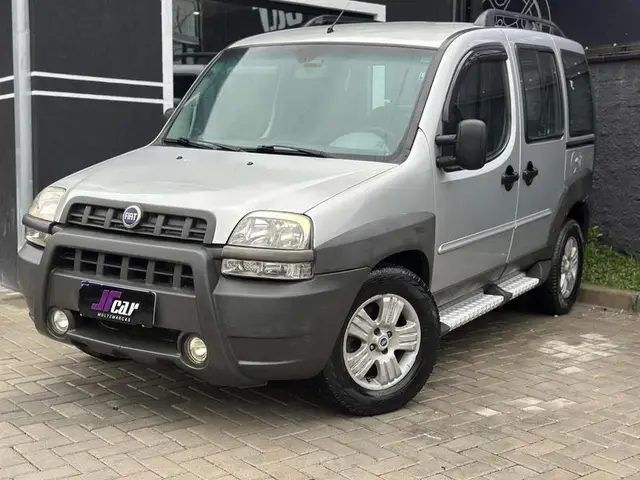 Carro Fiat Doblò 2006 Adventure (Estrada Real)1.8 8V