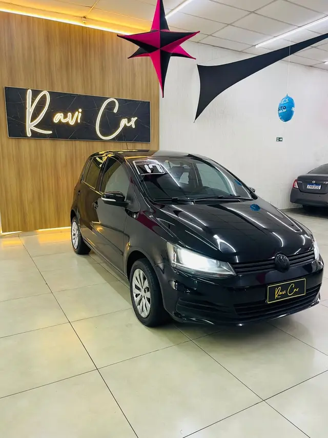 Carro Volkswagen Fox 2017 1.0 MPI Trendline (Flex)