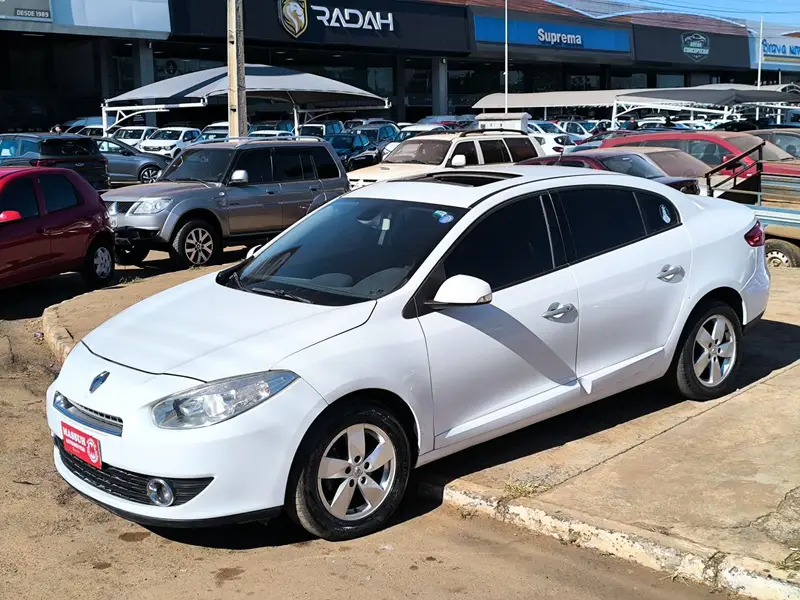 Renault Fluence 2.0 16V Dynamique (Flex)
