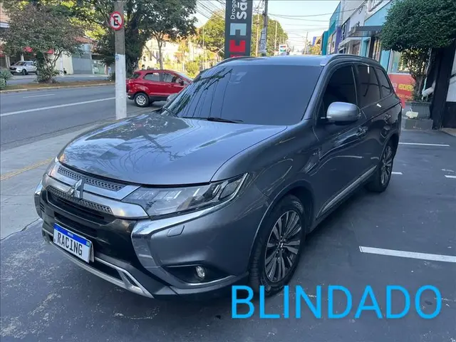Carro Mitsubishi Outlander 2019 3.0 HPE-S 4WD CVT