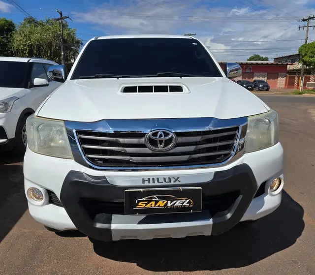 Carro Toyota Hilux Cabine Dupla 2014 Hilux 3.0 TDI 4x4 CD SRV Top (Aut)