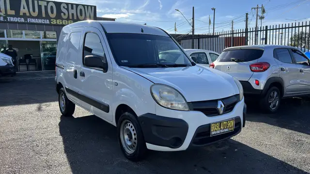 Carro Renault Kangoo Express 2017 1.6 16V Com Porta Lateral (Flex)