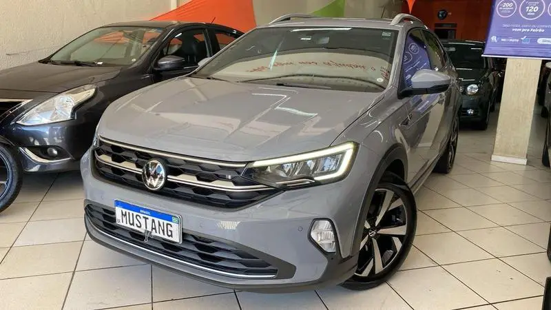 Volkswagen Nivus Highline 200 TSI