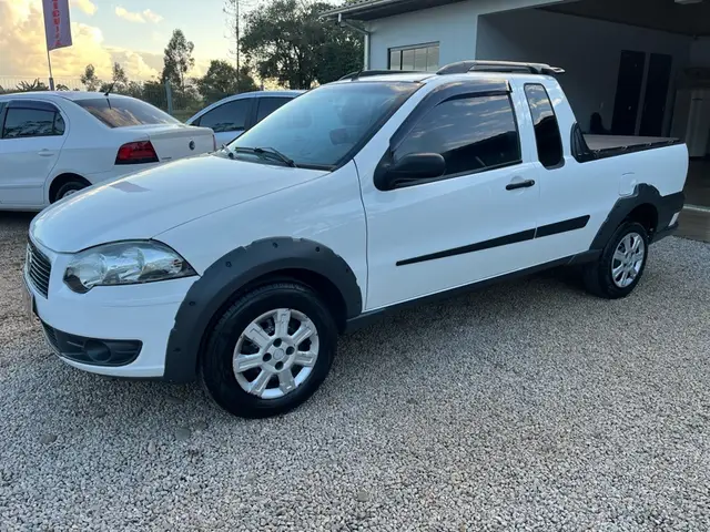 Carro Fiat Strada 2009 Trekking 1.4 (Flex) (Cabine Estendida)