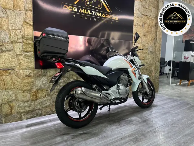 Moto Honda CB 300R 2014 (ABS)