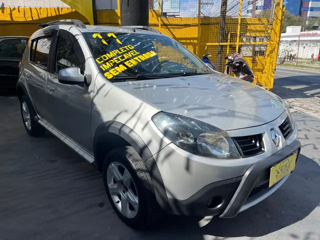Carro Renault Sandero Stepway 2011 1.6 16V (Flex)