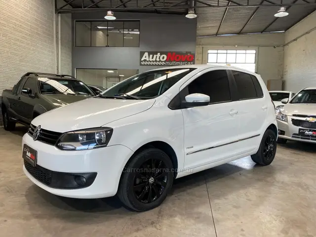 Carro Volkswagen Fox 2011 Prime 1.6 8V (Flex)