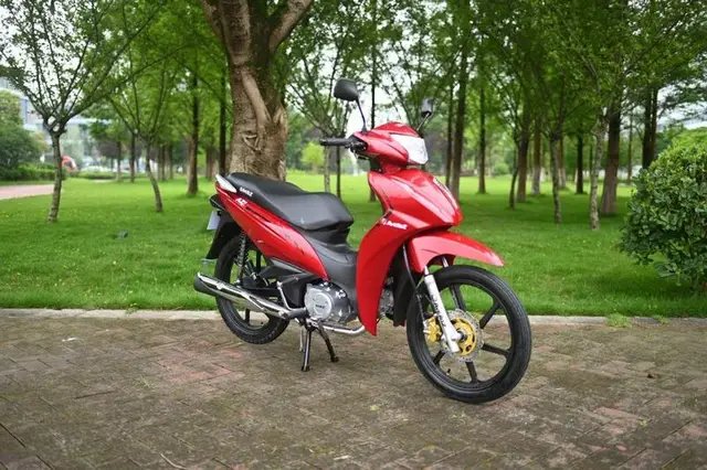 Moto Avelloz AZ1 2025 AZ 01 50cc