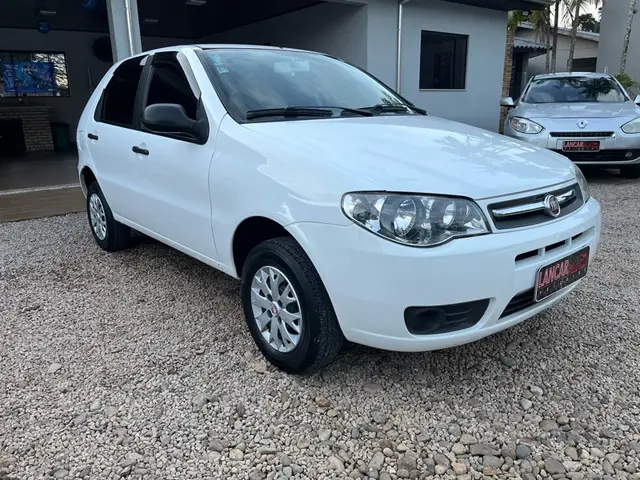 Carro Fiat Palio 2014 Fire 1.0 8V (Flex) 4p