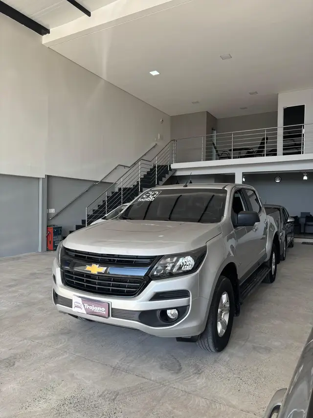 Carro Chevrolet S10 Cabine Dupla 2020 S10 2.5 ECOTEC SIDI LT 4x2 (Cabine Dupla) (Aut)