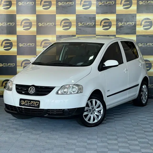 Carro Volkswagen Fox 2009 Trend 1.0 8V (Flex)