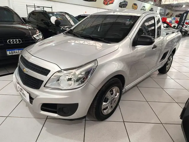 Carro Chevrolet Montana 2020 LS 1.4 (Flex)