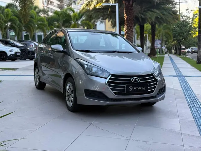 Carro Hyundai HB20S 2016 1.6 Comfort Plus (Flex)