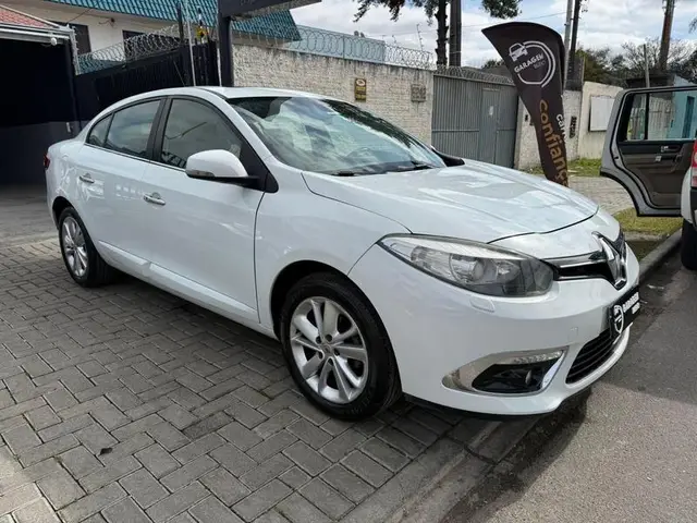 Carro Renault Fluence 2015 2.0 16V Dynamique (Flex)