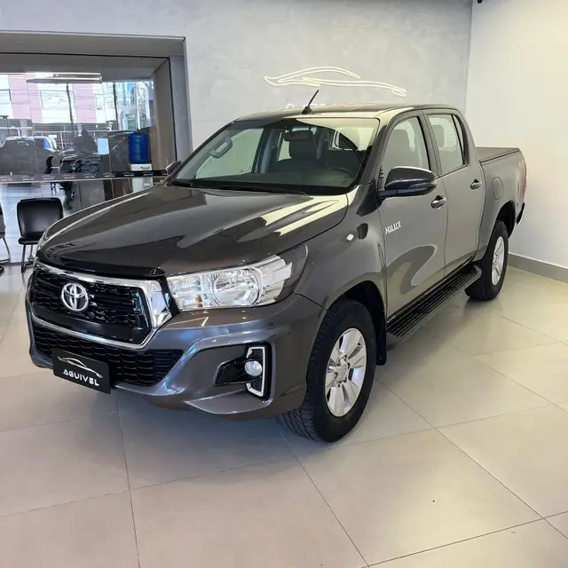 Carro Toyota Hilux Cabine Dupla 2020 Hilux 2.8 TDI CD SR 4x4 (Aut)