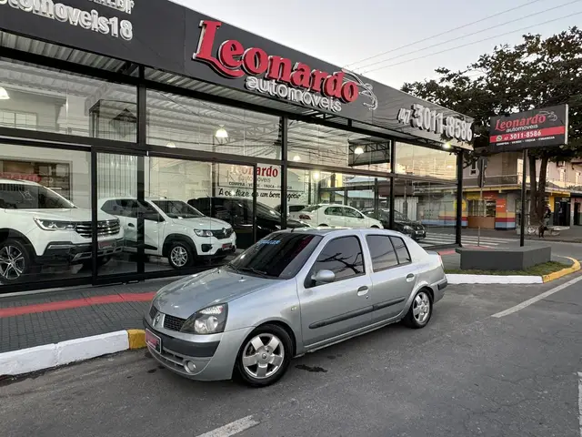 Carro Renault Clio Sedan 2006 Expression 1.6 16V (flex)