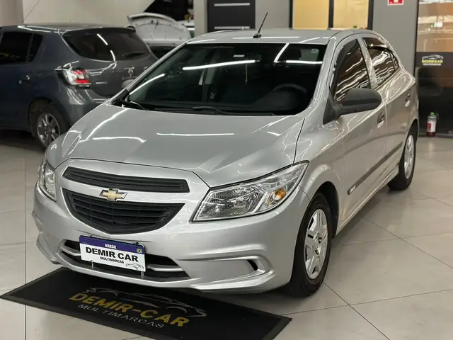 Carro Chevrolet Onix 2018 1.0 Joy SPE/4