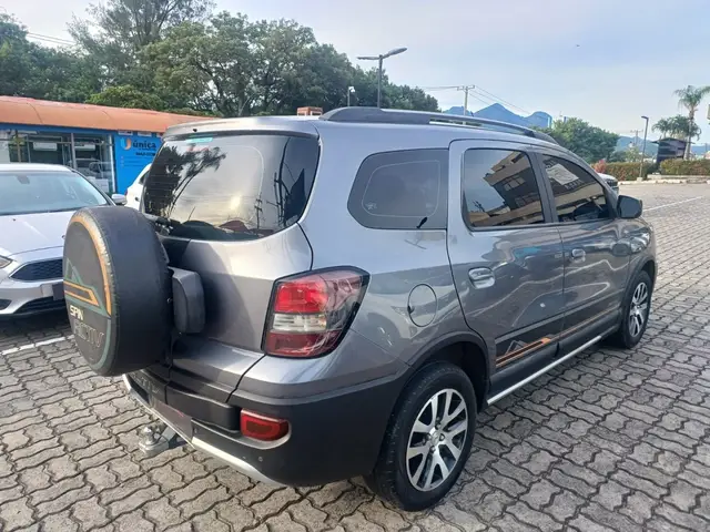 Carro Chevrolet Spin 2018 Activ 1.8 (Flex) (Aut)