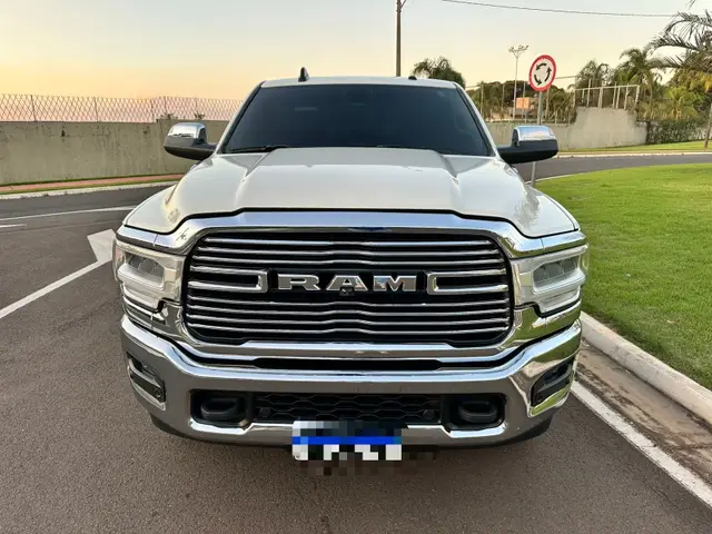 Carro RAM 3500 2022 Laramie 6.7