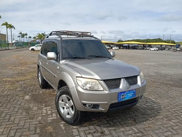 Carro Mitsubishi Pajero TR4 2012 2.0 16V 4x2 (Flex) (Aut)