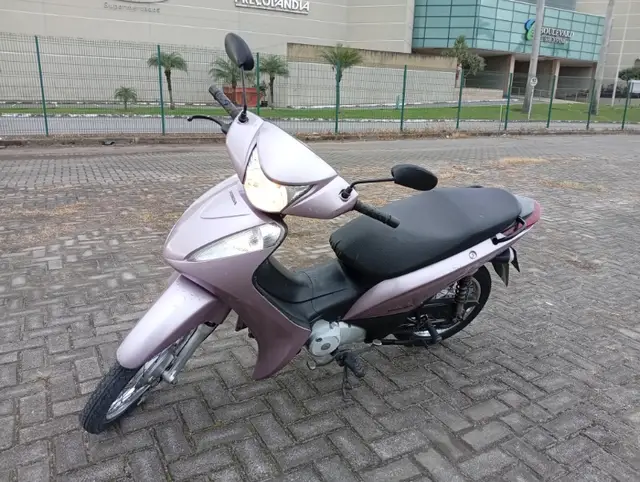 Moto Honda Biz 125i 2011 ES