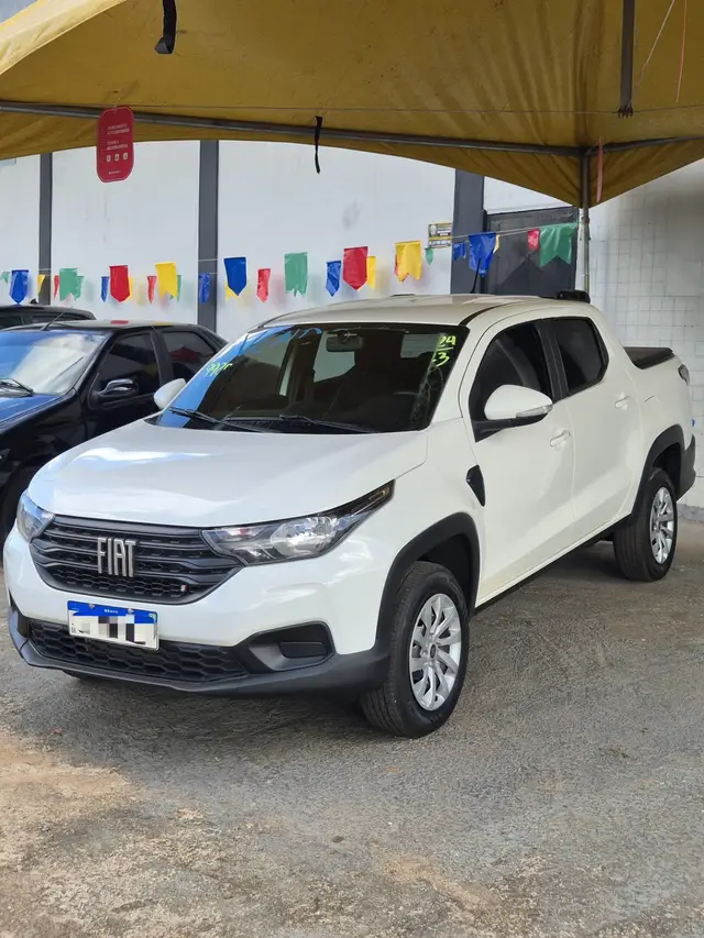 Carro Fiat Strada 2024 Freedom 1.3 Flex 8V CD