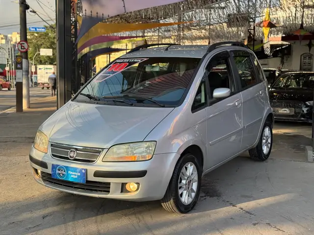 Carro Fiat Idea 2010 ELX 1.4 (Flex)