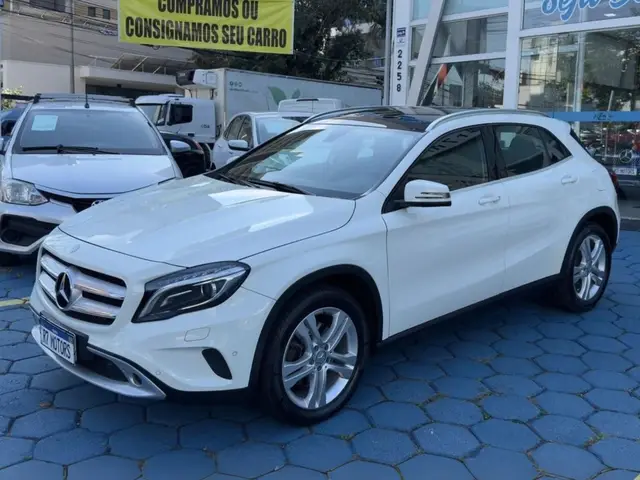 Carro Mercedes-Benz GLA 250  2016 GLA 250 Enduro