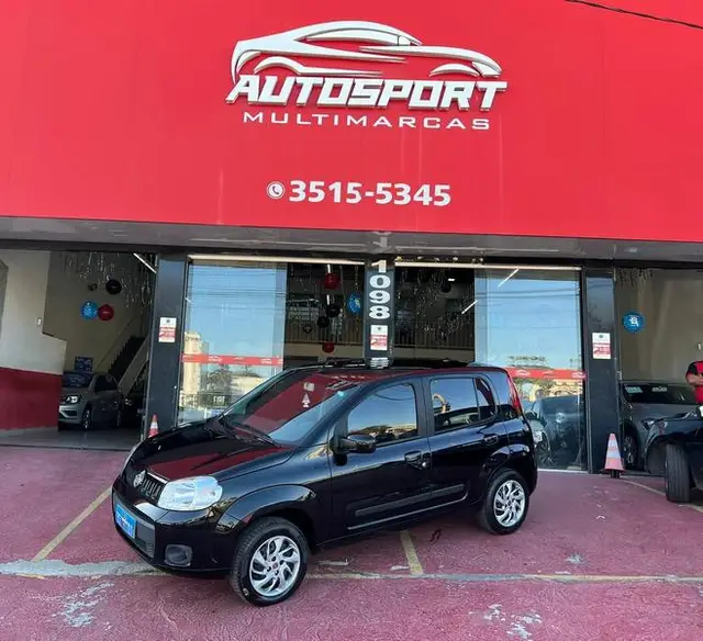 Carro Fiat Uno 2011 Vivace 1.0 8V (Flex) 4p