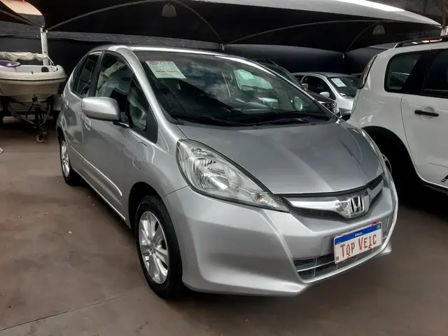 Carro Honda Fit 2013 LX 1.4 (flex)