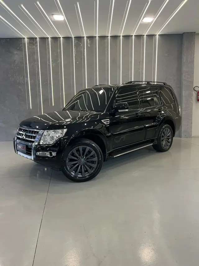 Carro Mitsubishi Pajero Full 2016 3.2 DI-D 5D HPE 4WD