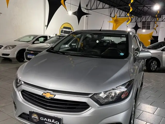 Chevrolet Onix 1.0 LT SPE/4