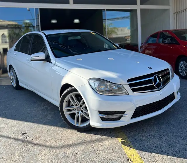 Carro Mercedes-Benz Classe C 2013 C-180 CGI Sport 1.6 TB 16V (Aut.)