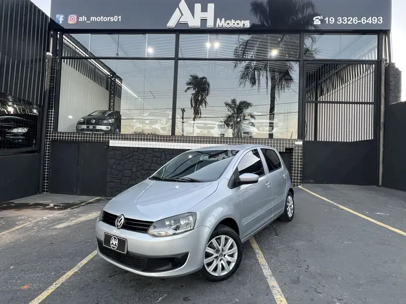 Volkswagen Fox 1.0 8V (Flex) 4p