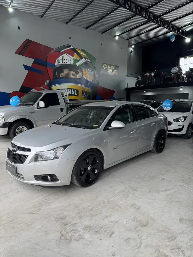 Carro Chevrolet Cruze 2013 LT 1.8 16V Ecotec (Flex)
